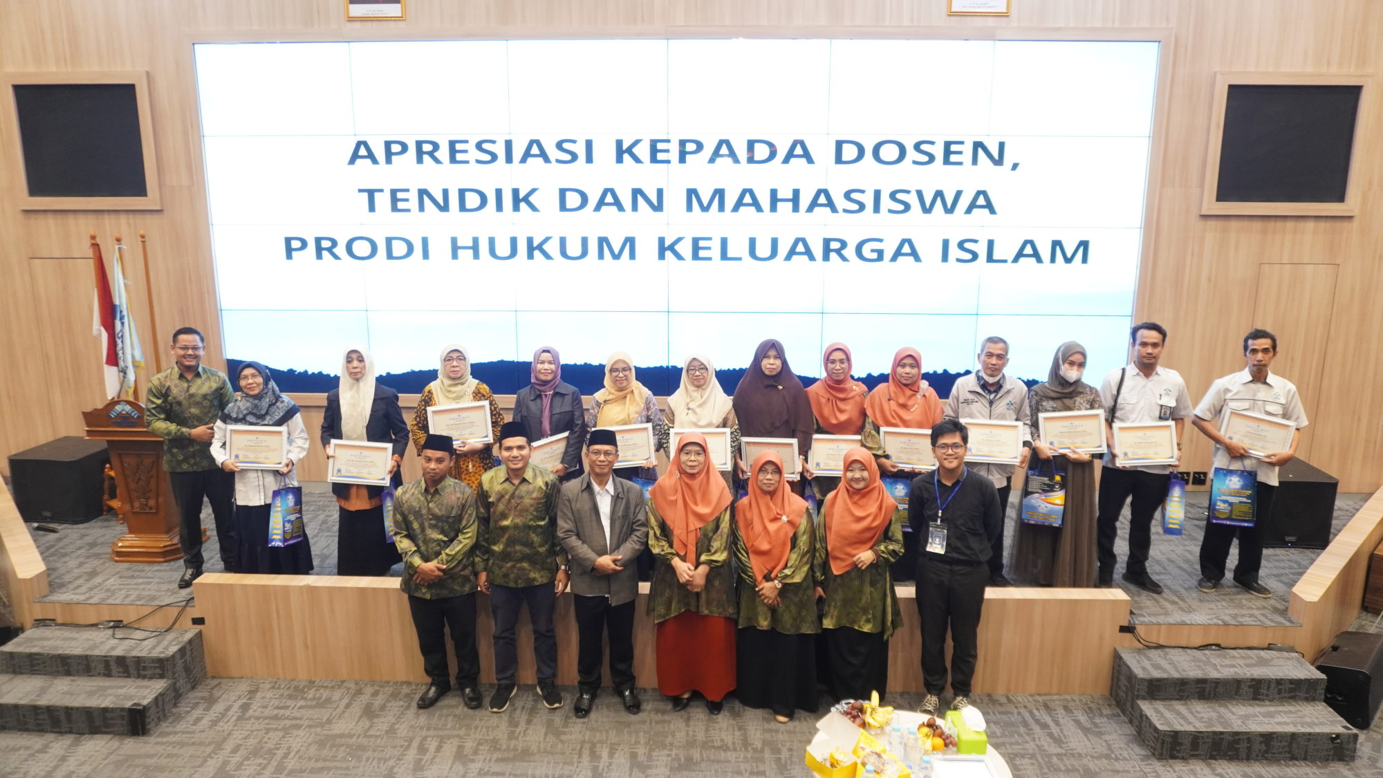 Apresiasi Kepada Dosen dan Tendik HKI